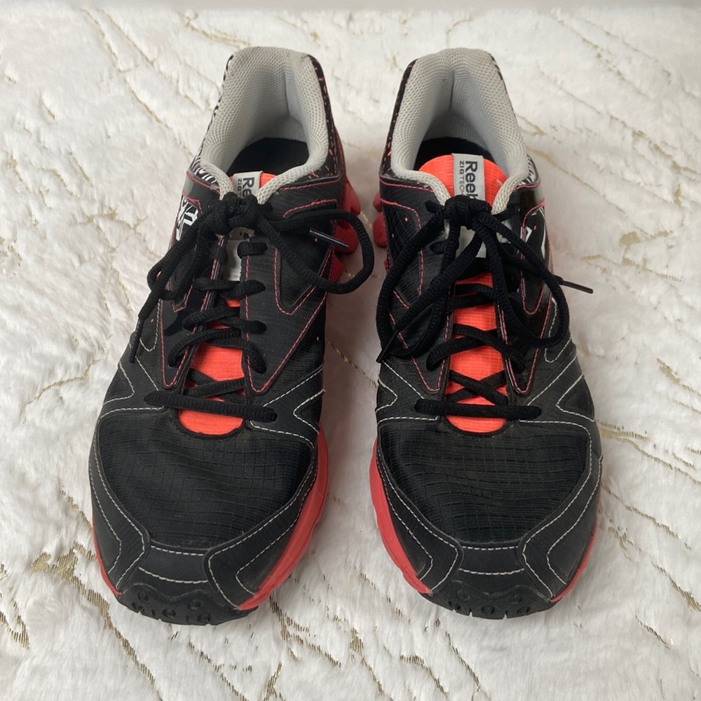 Reebok ZigTech Womens Running Shoes Sneaker size 10 V60560 Black Pink **USED**